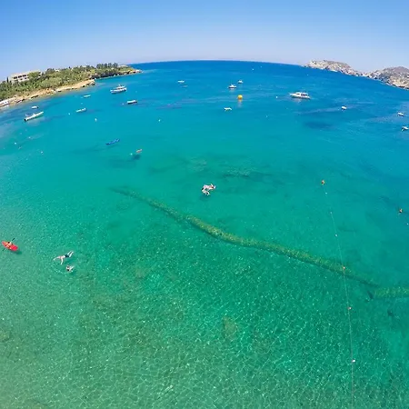 Apartahotel Belvedere Village 3*