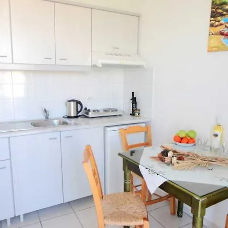 Belvedere Village Apartahotel 3*