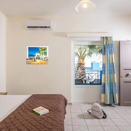 Belvedere Village 3*